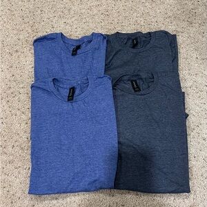 NWOT Gildan blue tee lot